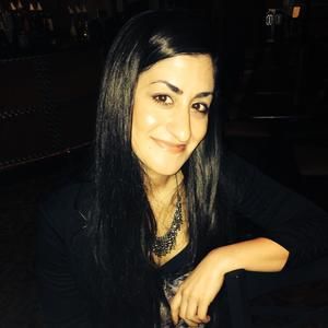 Meet your Posher, Farrah